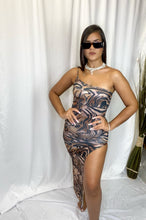 Load image into Gallery viewer, Tiger Print Dress
